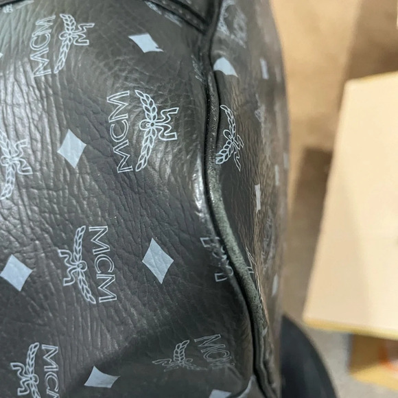 MCM Jumbo Black Visetos Tote - Picture 9 of 16